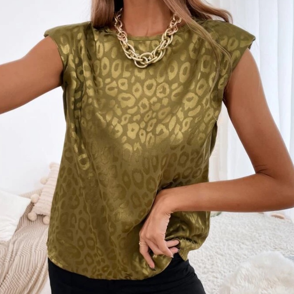 Satin brown leopard print sleeveless blouse - Picture 9 of 15